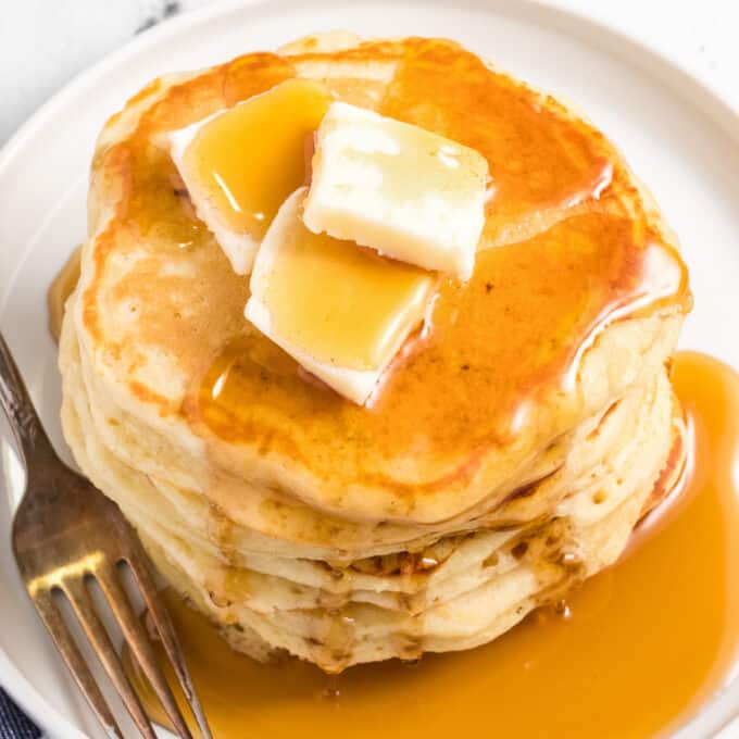 Best Fluffy Buttermilk Pancakes From Scratch - House of Nash Eats