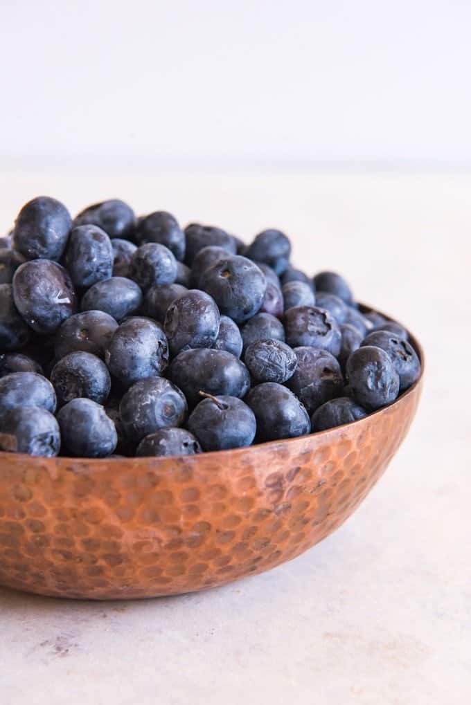 a bowl of fresh blueberries