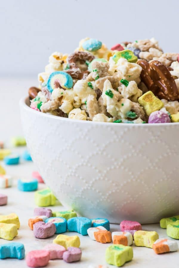 Lucky Charms Snack Mix - House of Nash Eats