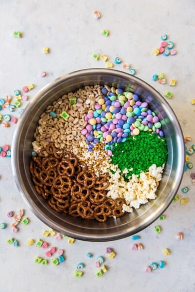 Lucky Charms Snack Mix - House of Nash Eats