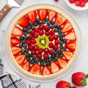 An overhead image of a french fruit tart.