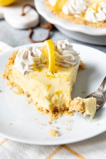 No-bake Sour Cream Lemon Pie - House Of Nash Eats