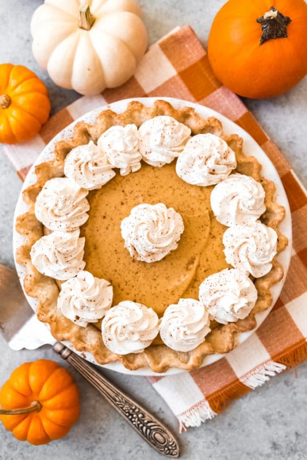 Light & Creamy Pumpkin Chiffon Pie - House of Nash Eats