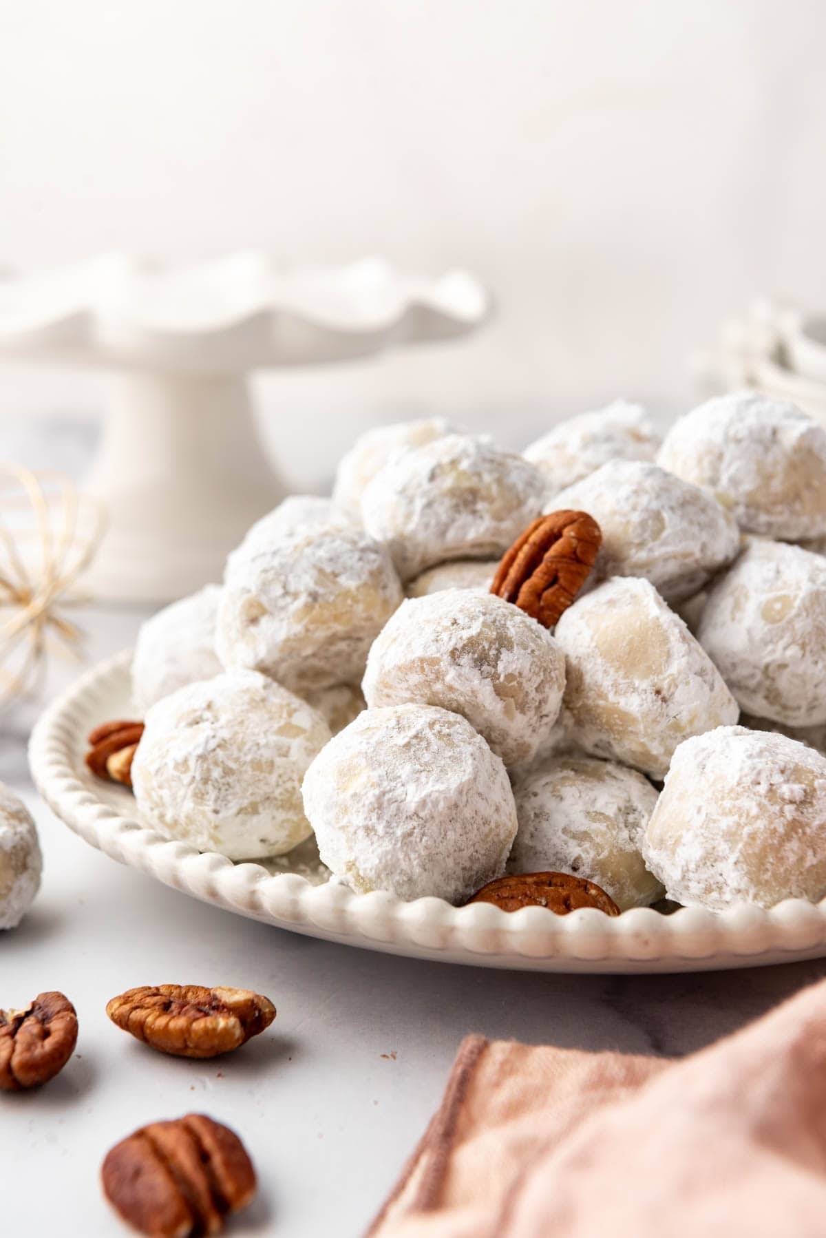 A plate of Mexican wedding cookies.