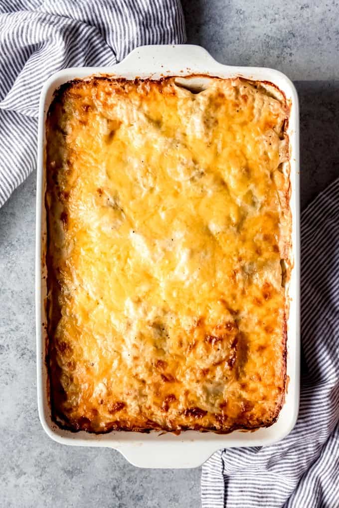 An image of a large pan of cheesy au gratin potatoes.