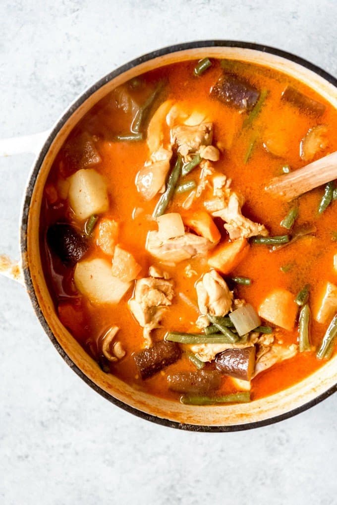 An image of a pot of Khmer red curry.