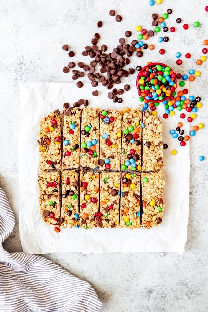 An image of a batch of M&M chocolate chip granola bars that have been cut into rectangles.