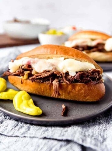 An image of an Italian beef sandwich on a hoagie roll.