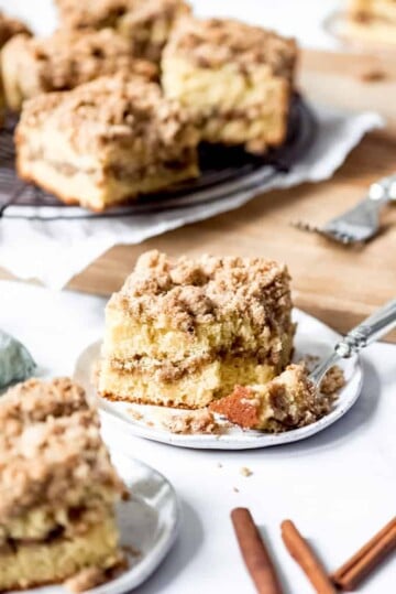 Best Cinnamon Sour Cream Coffee Cake - House Of Nash Eats