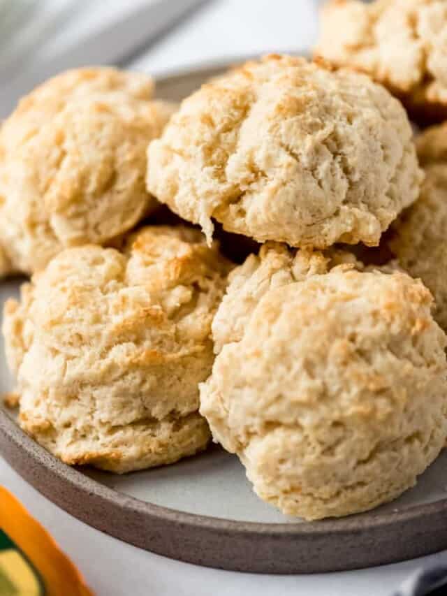 easy-drop-biscuits-recipe-house-of-nash-eats