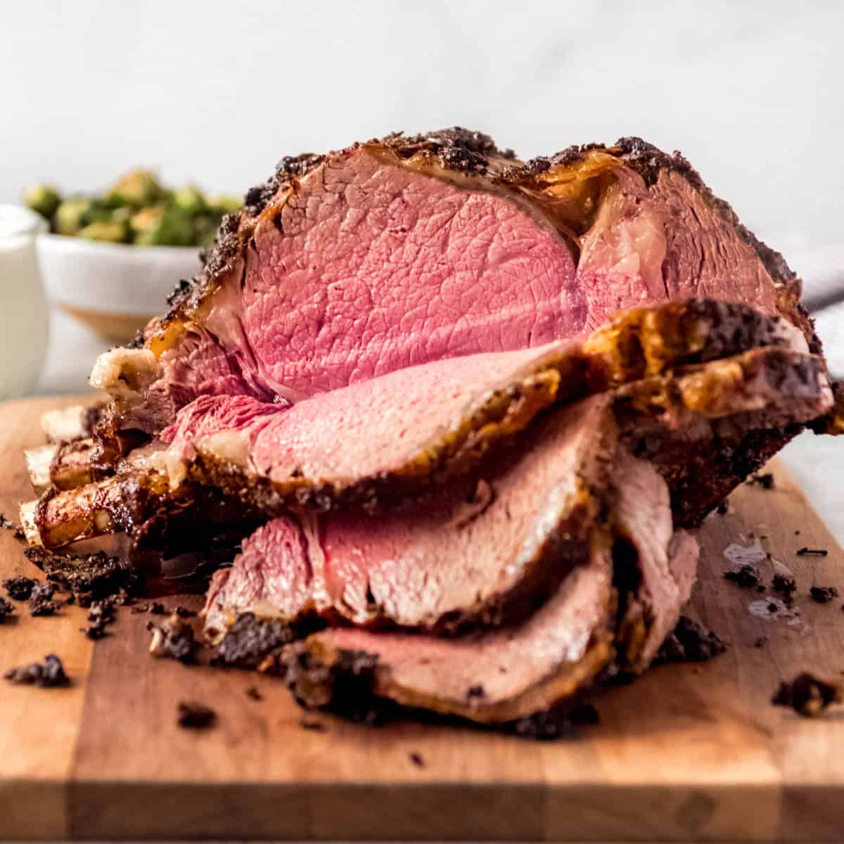Prime Rib Roast with Horseradish Sauce