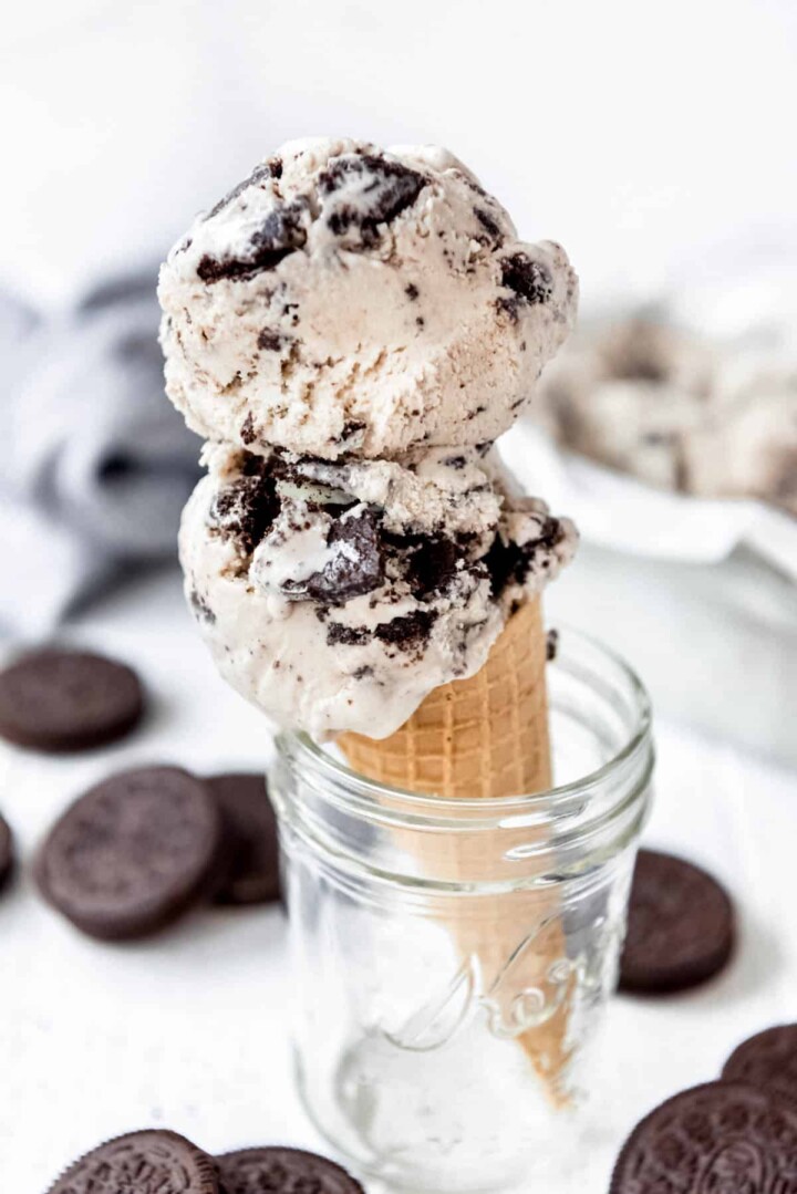 Cookies and Cream Ice Cream - House of Nash Eats