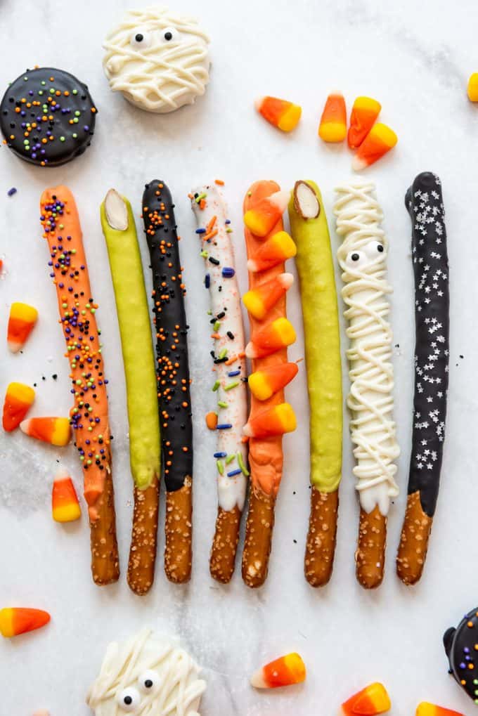 Easy & Fun Chocolate Covered Halloween Pretzels - House of Nash Eats