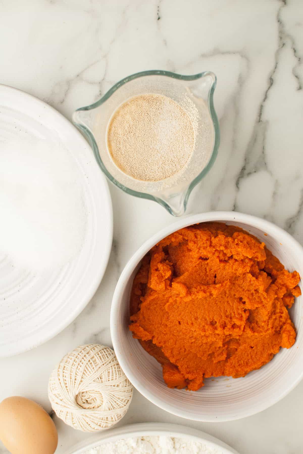 Ingredients for pumpkin dinner rolls. 