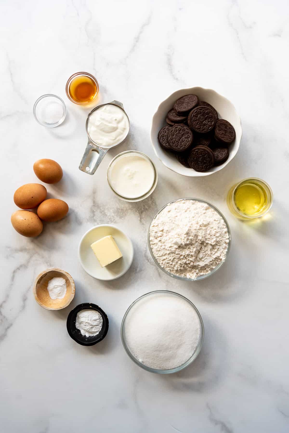 Ingredients for making a homemade Oreo cake.