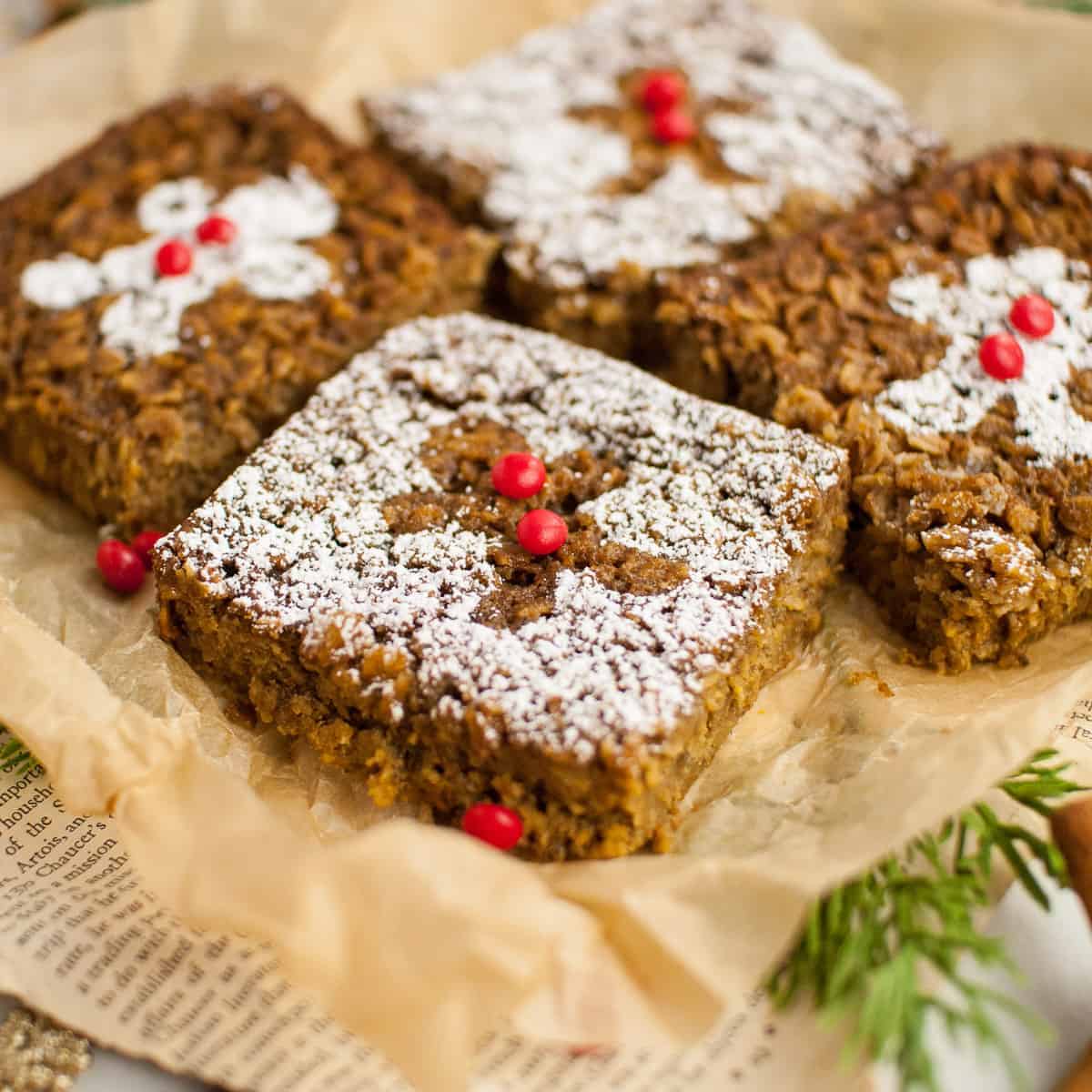 Gingerbread Baked Oatmeal