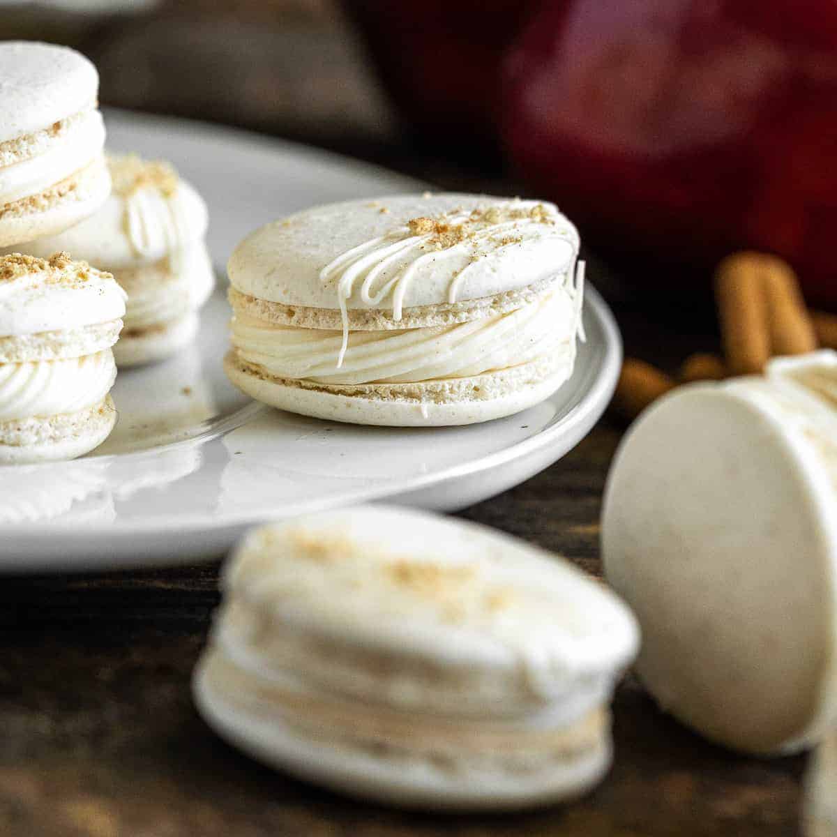 Apple Pie Macarons