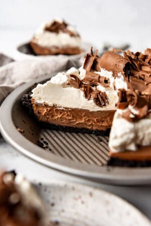 Recipe for Chocolate Cream Pie - House of Nash Eats