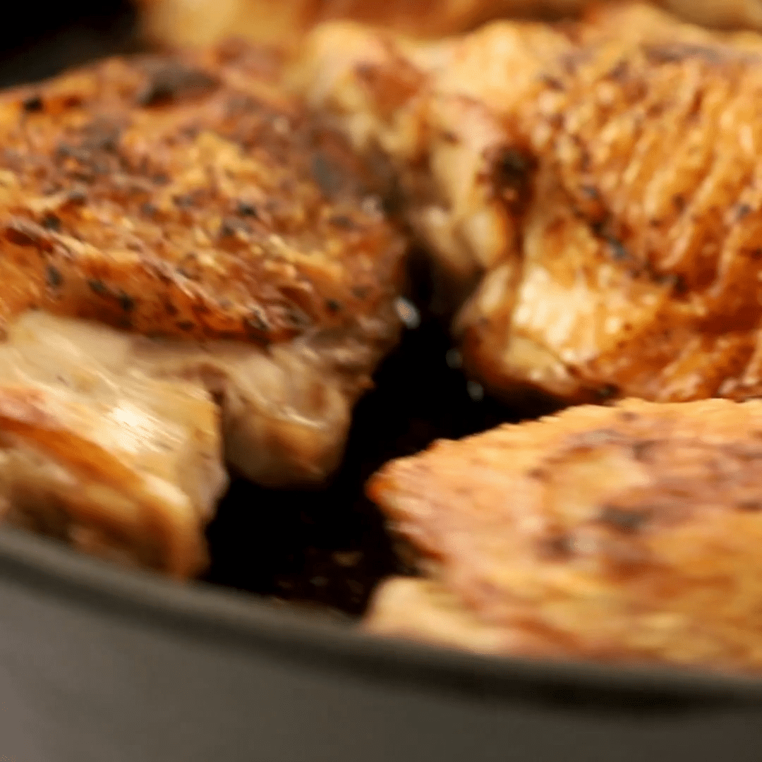 Cast Iron Skillet Crispy Chicken Thighs - Abra's Kitchen