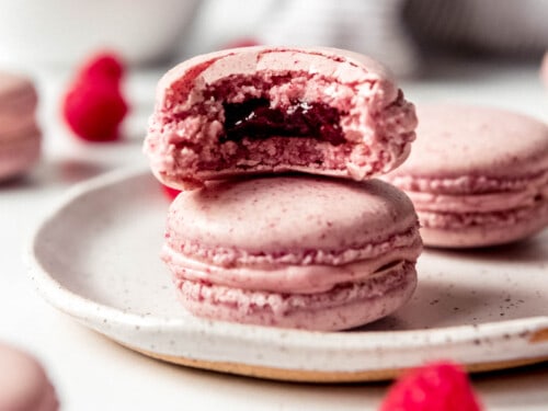 Mom Knows Best: Raspberry Macarons Made Easy With The Simple Baker Silicone  Baking Mat And a Giveaway