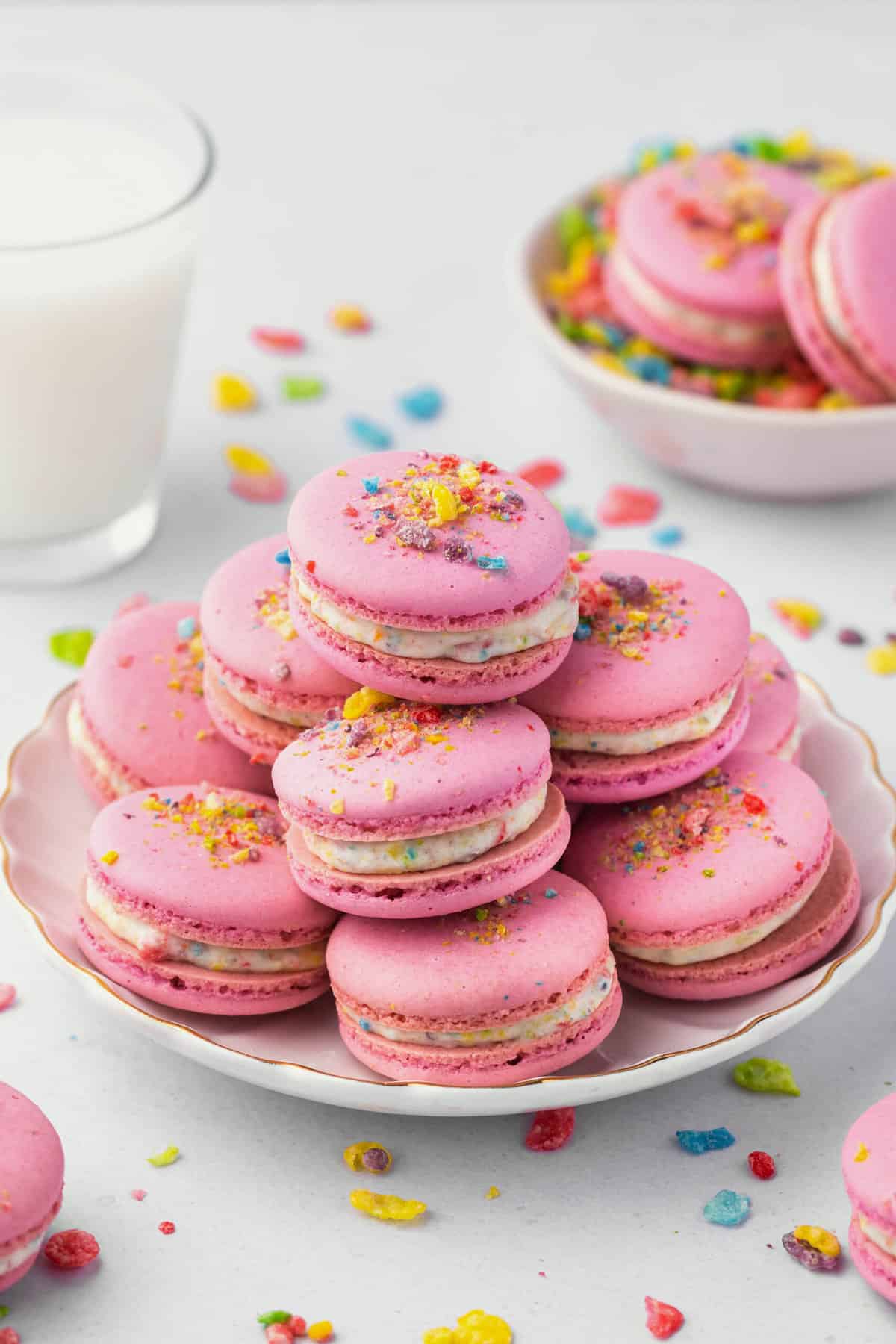 A plate of fruity pebbles macarons.
