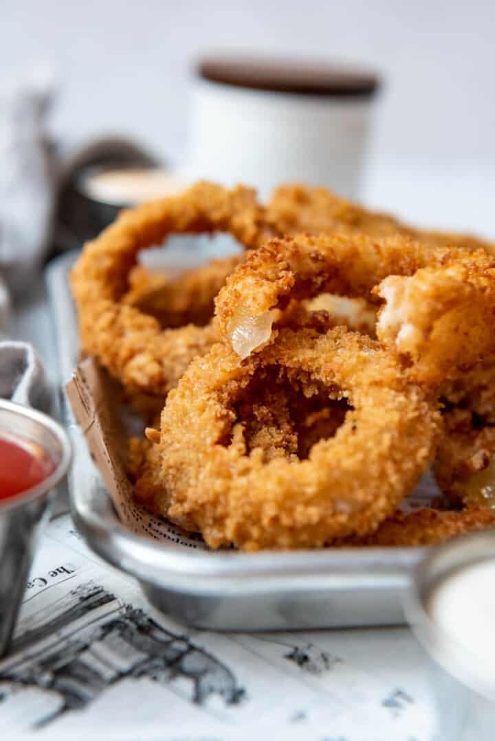 Crispy Homemade Onion Rings Recipe - House of Nash Eats