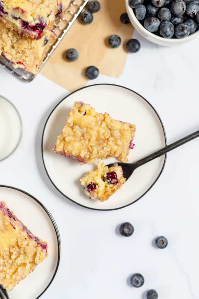 Easy Blueberry Cheesecake Bars with Oat Crumble Topping