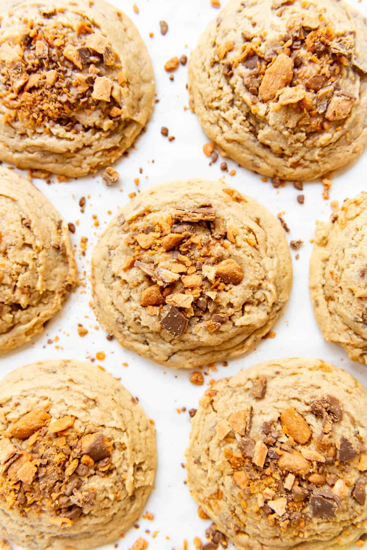 A close image of soft peanut butter butterfinger cookies.