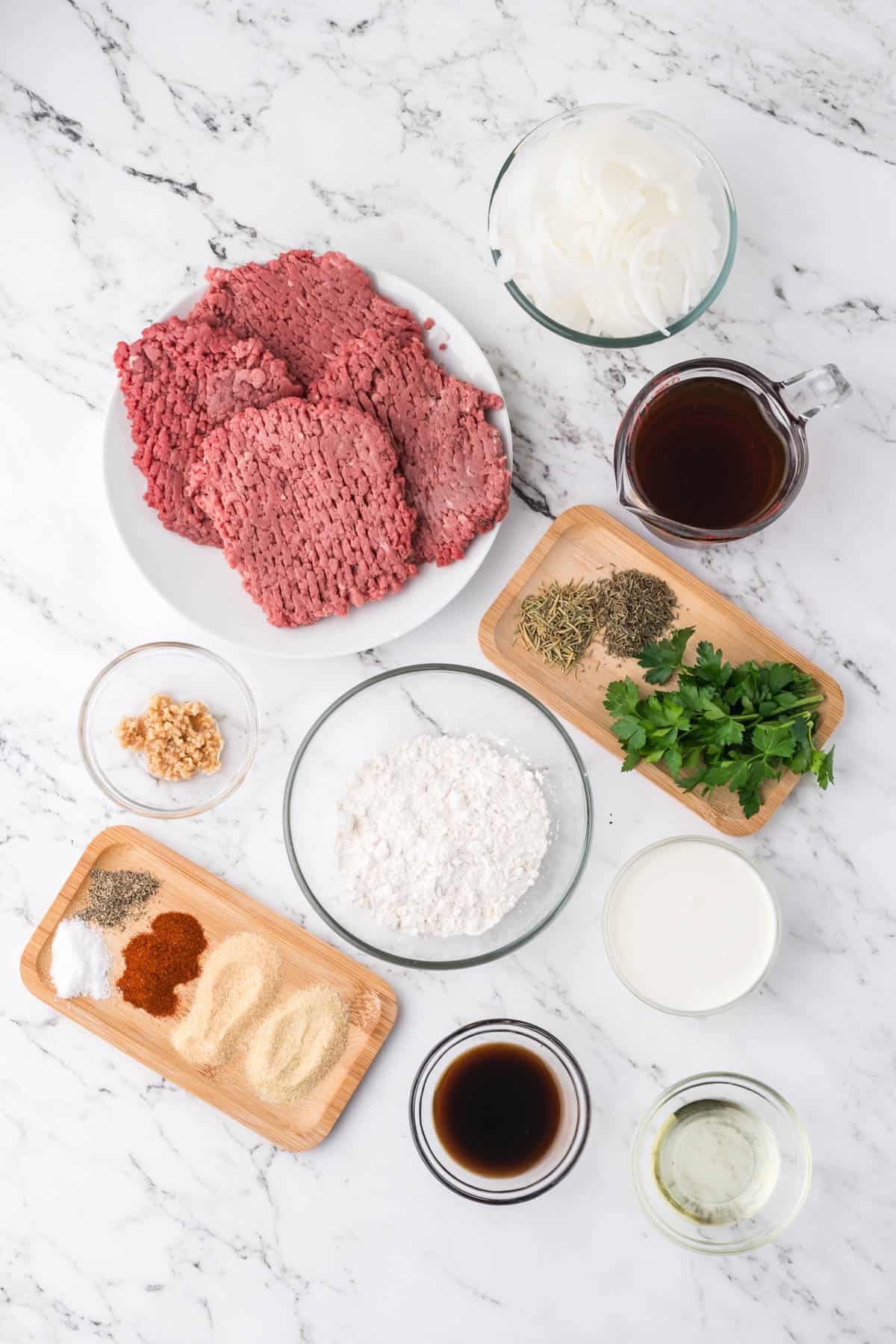 Ingredients for slow cooker cube steak.