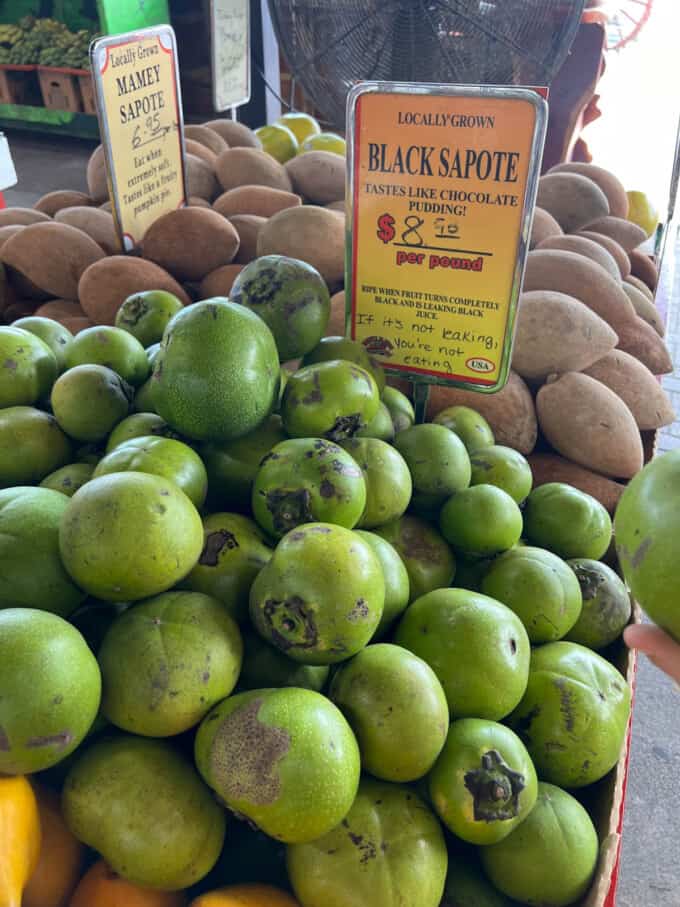 An image of black sapote fruit.