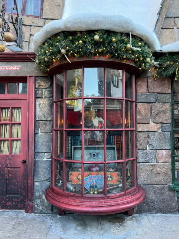 An image of a shop front in Hogsmeade village at the Wizarding World of Harry Potter.