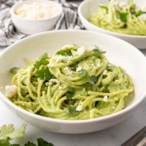 A bowl of spaghetti verde.