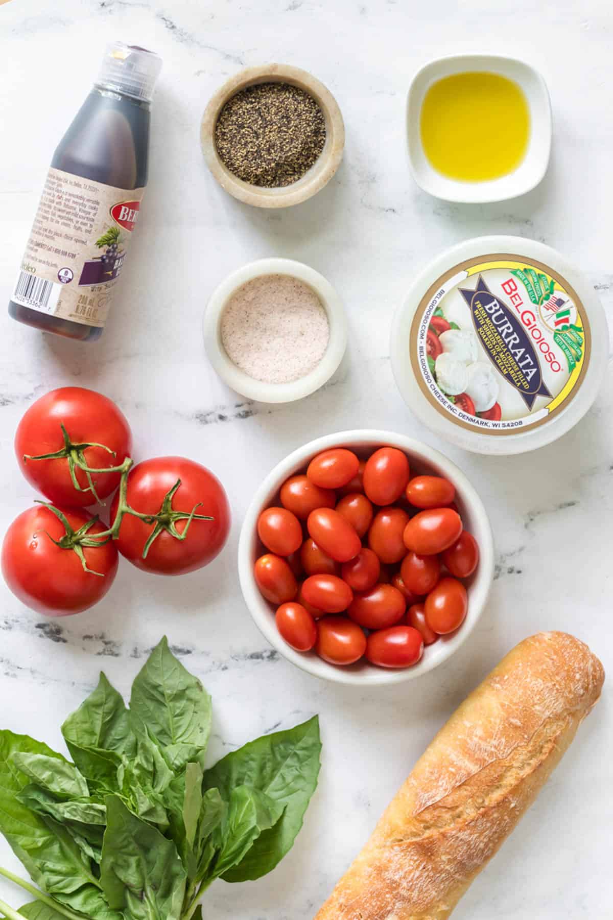 An image of the ingredients for burrata caprese.