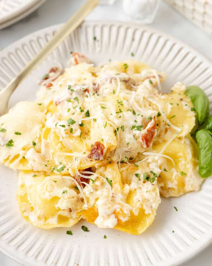 An image of a plate of copycat Olive Garden ravioli carbonara.