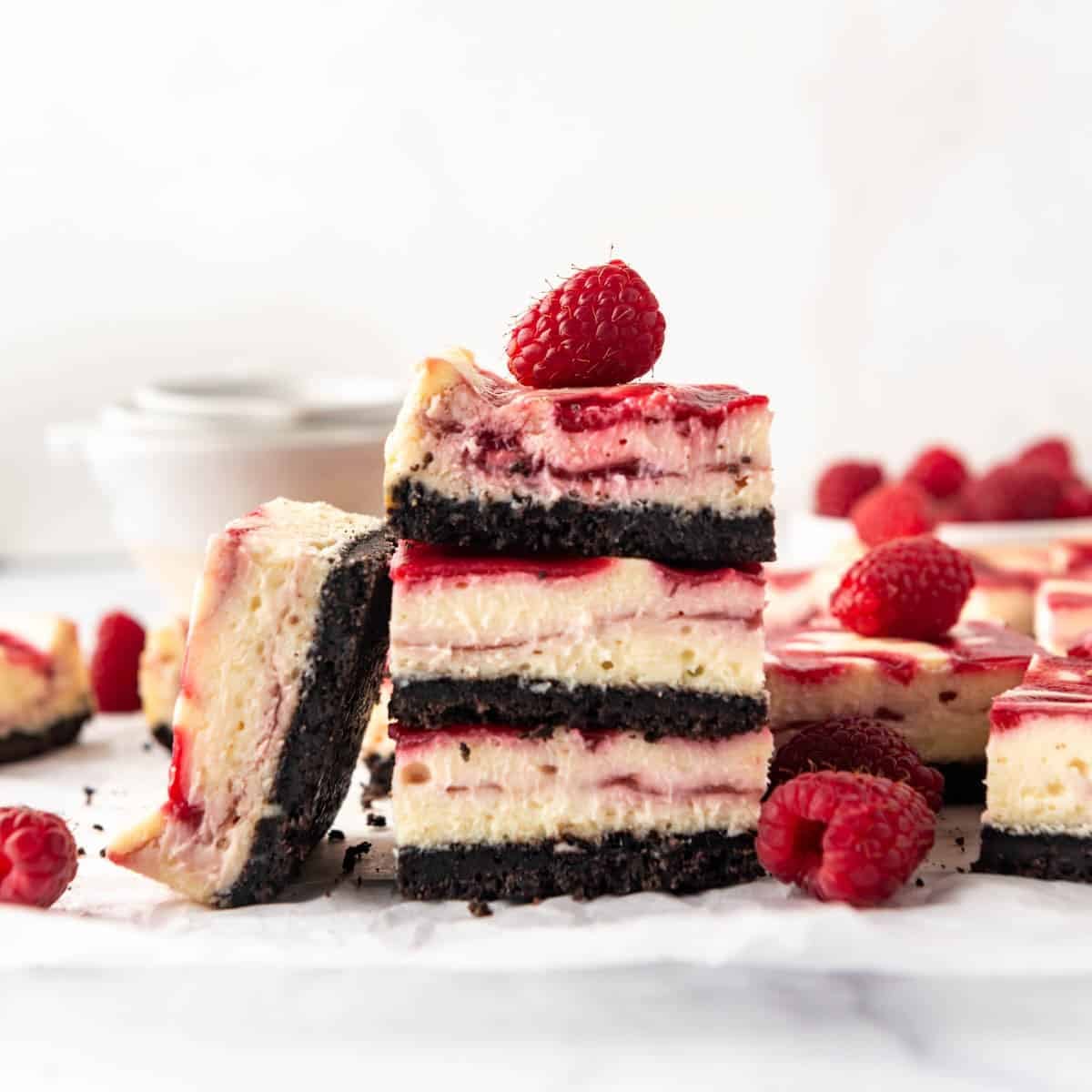 White Chocolate Raspberry Cheesecake Bars