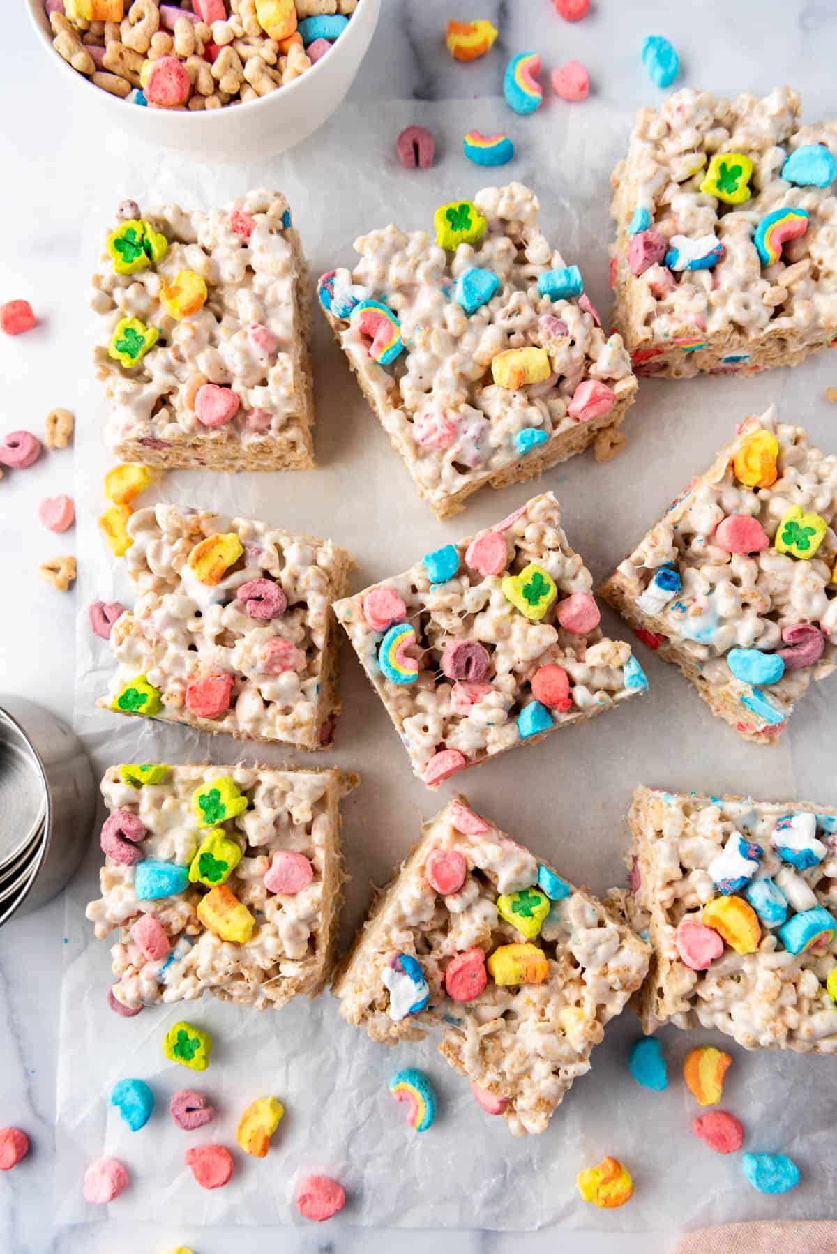 An overhead image of Lucky Charms rice krispies treats.