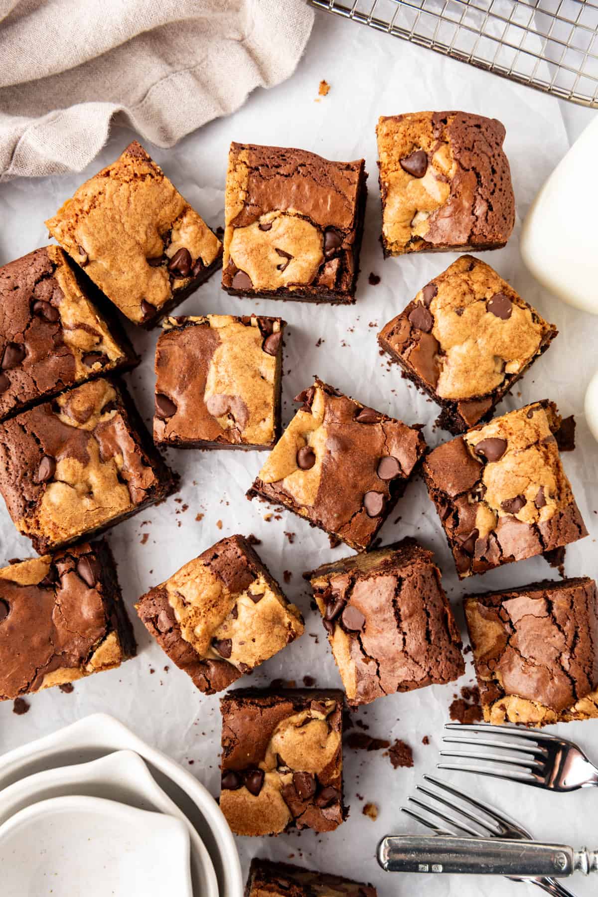 Brookies cut into squares with forks nearby.