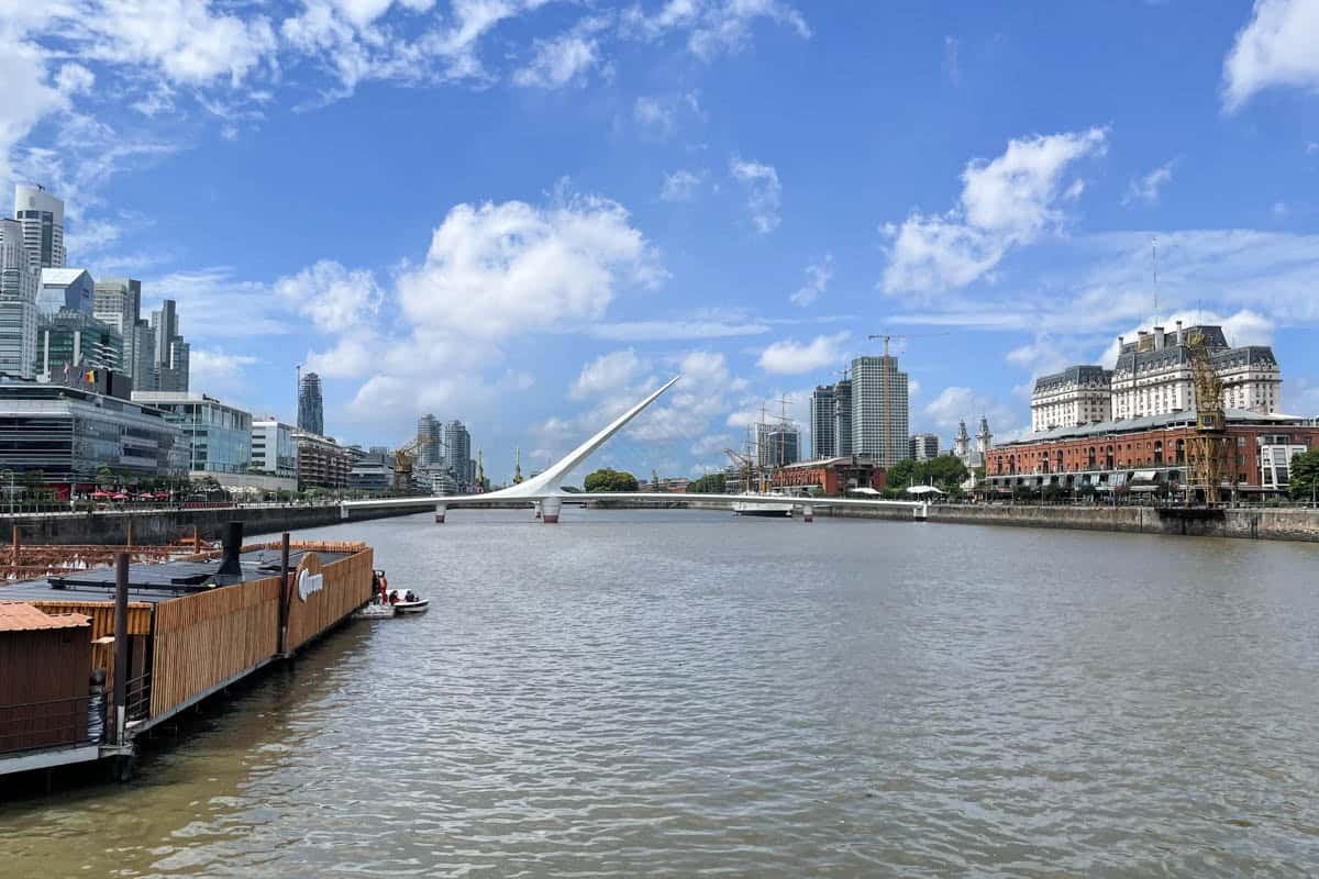A bridge over a river in Buenos Aires.