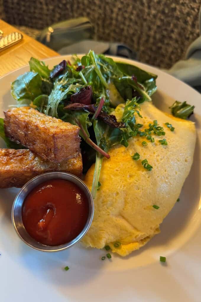 An image of a French omelette.