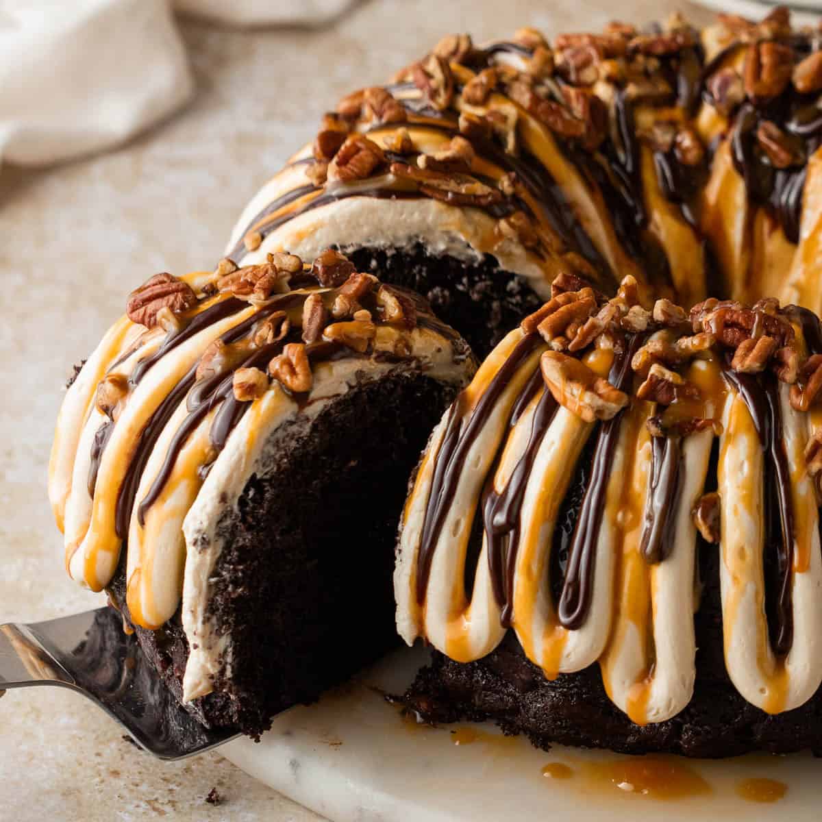 Homemade Gooey Turtle Bundt Cake