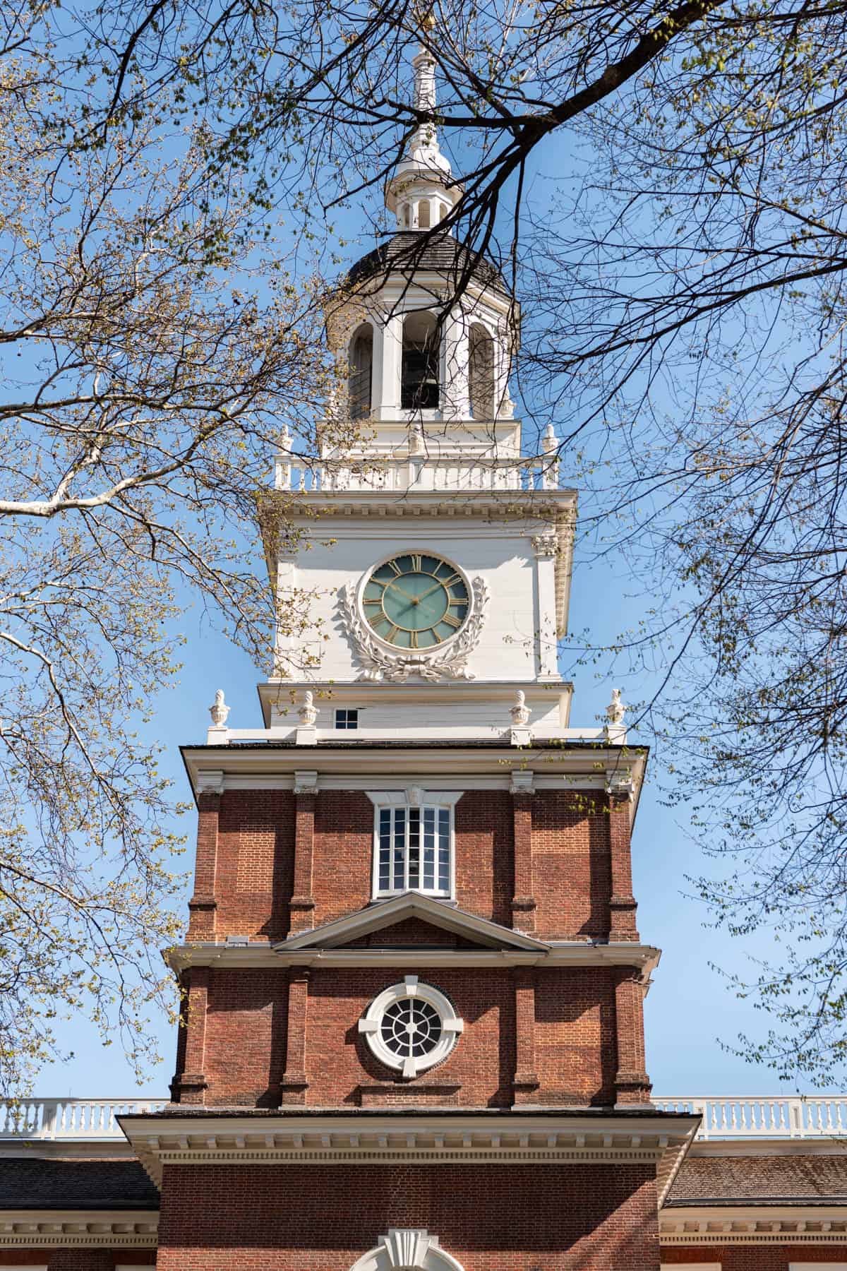 An image of the clock tower on Independence Hall.