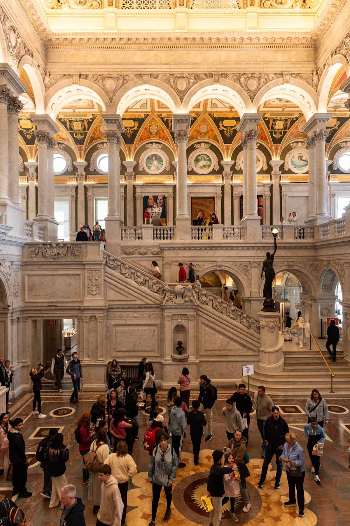An image of the inside of the Library of Congress.