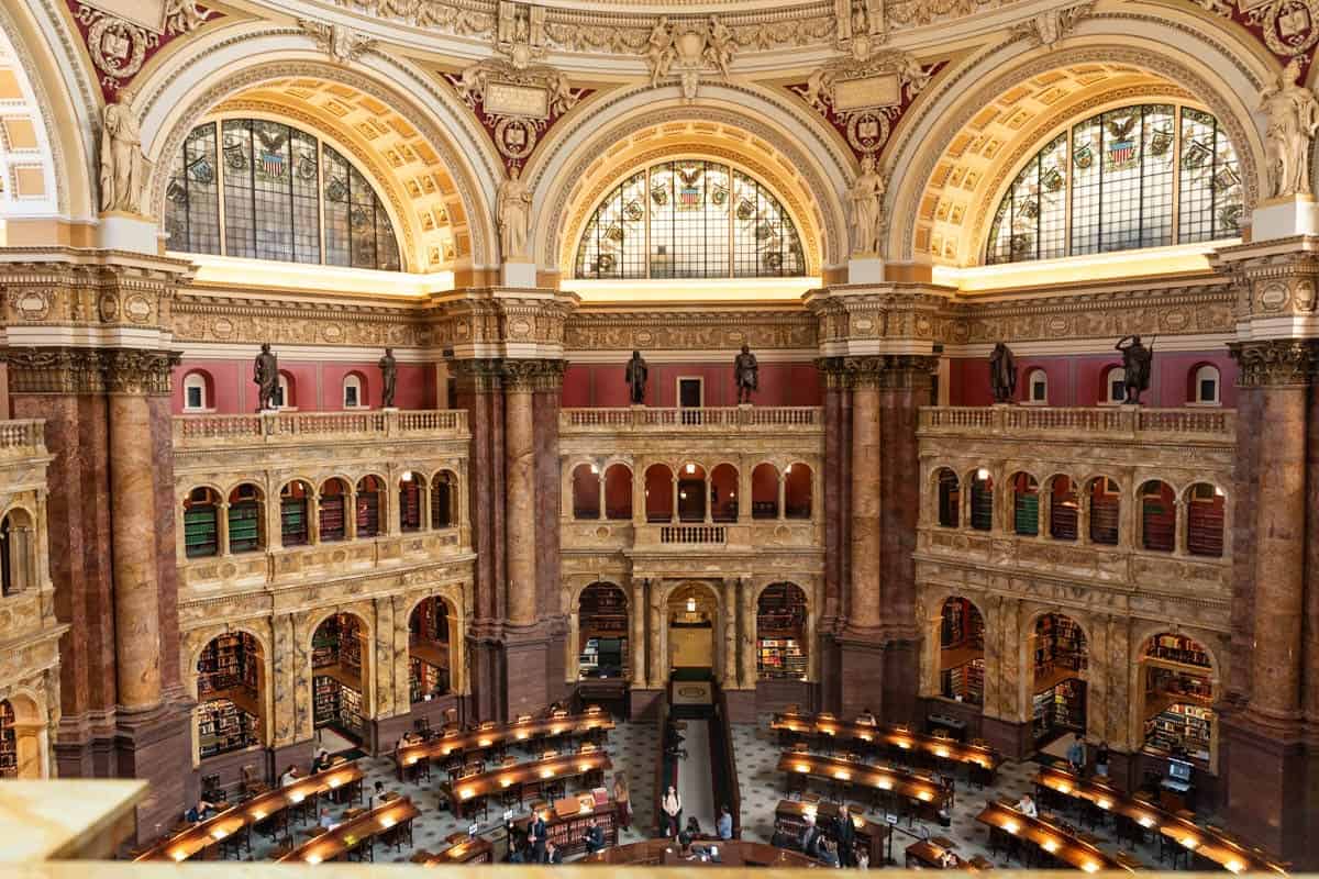 An image of the inside of the Library of Congress.