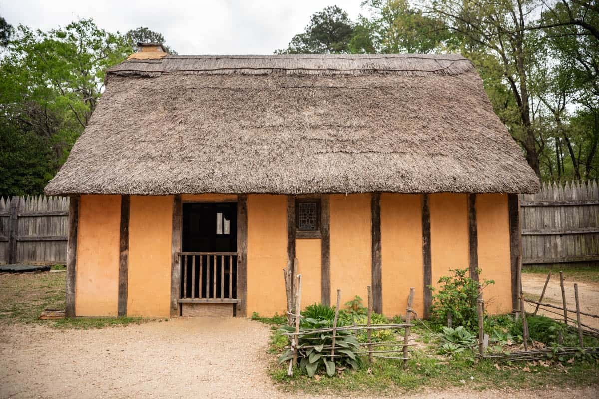 A replica building from Jamestown, Virginia colony.