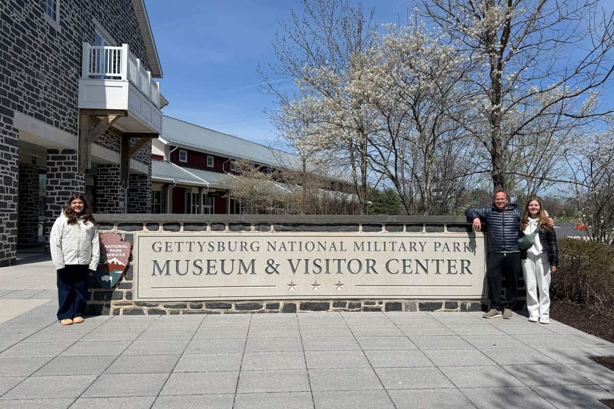 The sign for the Gettysburg National Military Park Museum & Visitor Center.